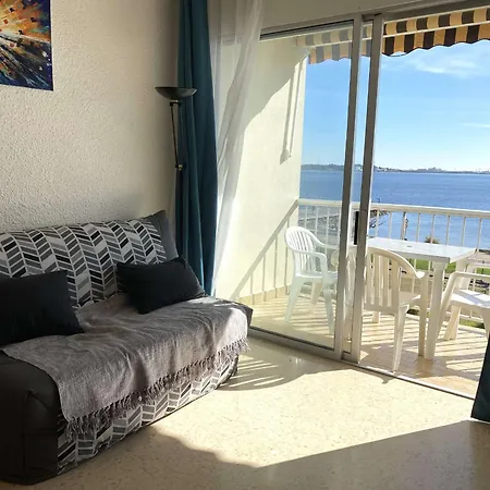 Beau T1 Climatise Avec Cuisine Equipee Et Balcon - - Fr-1-553-265